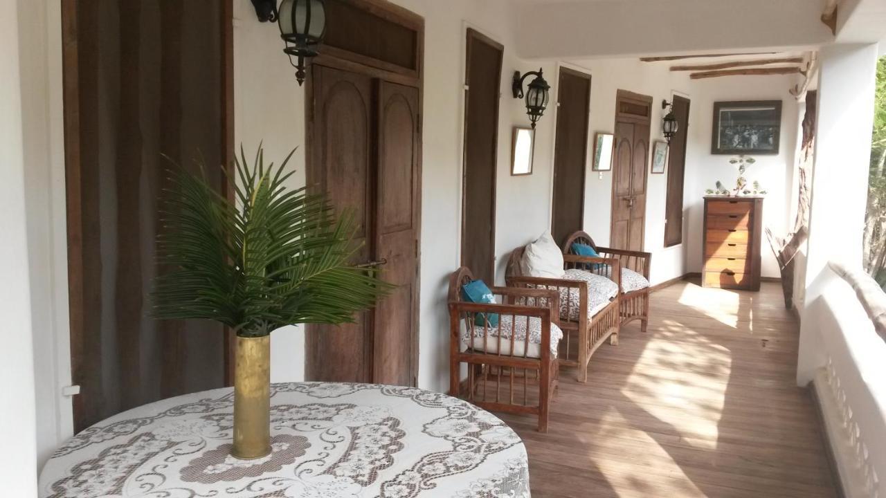 לינה וארוחת בוקר Kwale Mami Wata House מראה חיצוני תמונה