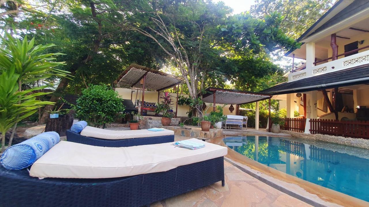 לינה וארוחת בוקר Kwale Mami Wata House מראה חיצוני תמונה
